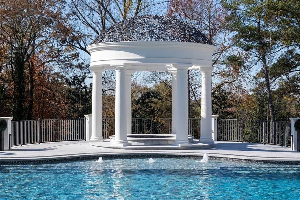 Architectural Marvel in Atlanta Brody Dernehls Masterpiece Hits the Market at 35 Million 16