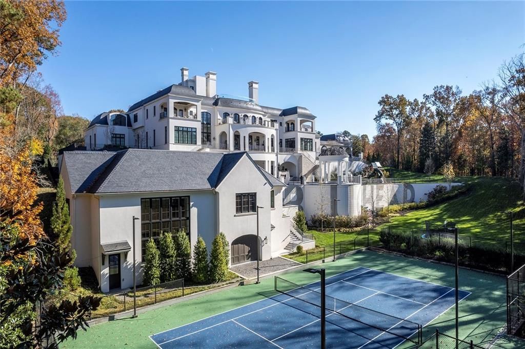 Architectural Marvel in Atlanta Brody Dernehls Masterpiece Hits the Market at 35 Million 18