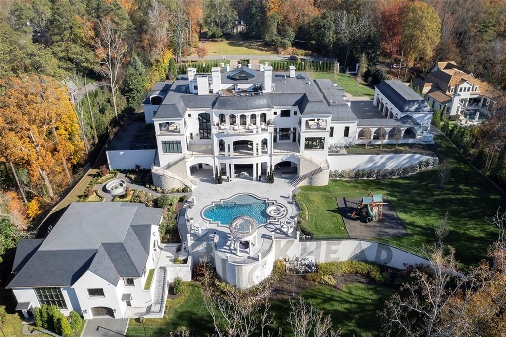 Architectural Marvel in Atlanta Brody Dernehls Masterpiece Hits the Market at 35 Million 23
