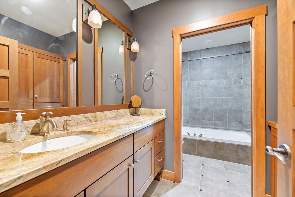 Bruce Lenzen Designed Home with Breathtaking Views Offered at 2.85 Million in Hudson Wisconsin 29