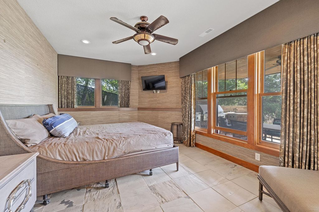 Bruce Lenzen Designed Home with Breathtaking Views Offered at 2.85 Million in Hudson Wisconsin 30