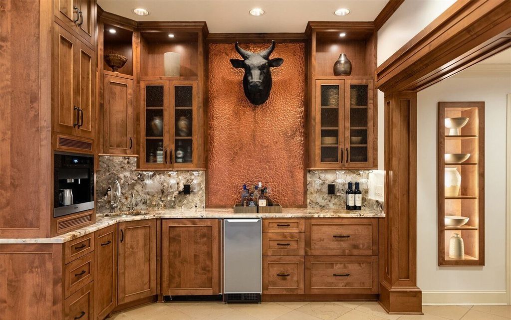 Cantergrove Estates Home in Issaquah Washington Offers Resort Style Living for 4.9 Million 15