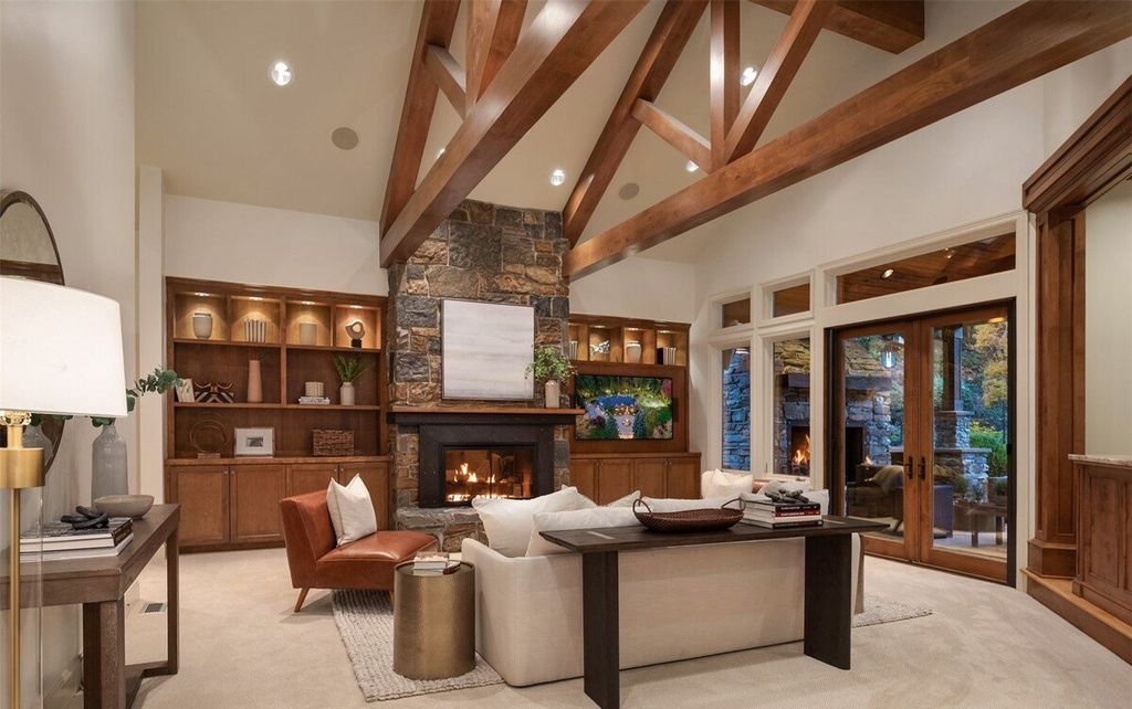 Cantergrove Estates Home in Issaquah Washington Offers Resort Style Living for 4.9 Million 16
