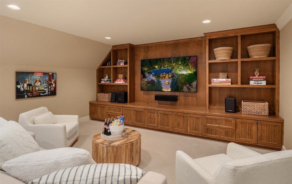 Cantergrove Estates Home in Issaquah Washington Offers Resort Style Living for 4.9 Million 26