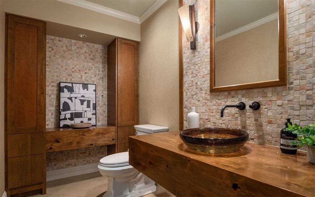 Cantergrove Estates Home in Issaquah Washington Offers Resort Style Living for 4.9 Million 32