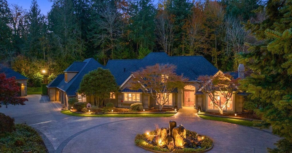 Cantergrove Estates Home in Issaquah Washington Offers Resort Style Living for 4.9 Million 37