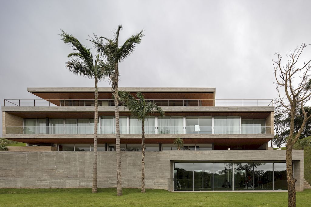 Casa Claros, Stunning House in Bolivia Blends in with Natural by Sommet
