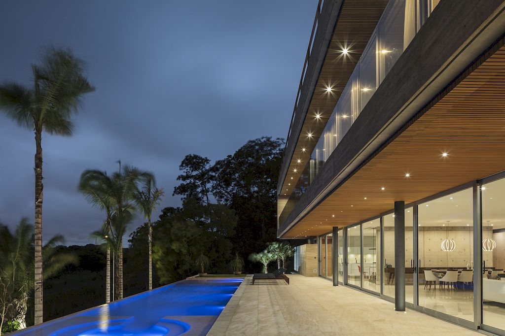 Casa Claros, Stunning House in Bolivia Blends in with Natural by Sommet