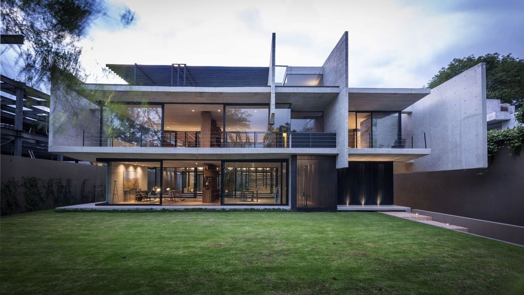 Casa Patios, unique design in Mexico by Ricardo Yslas Gámez Arquitectos