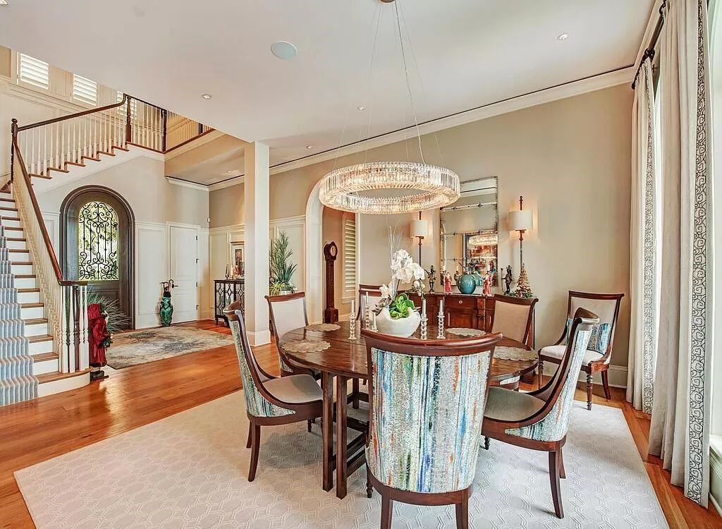 Discover an unparalleled living experience at 960 17th Ave S, Naples, Florida, where luxury meets breathtaking natural beauty. This extraordinary estate spans approximately 1.12 acres, offering 340 feet of waterfrontage with unobstructed bay views.