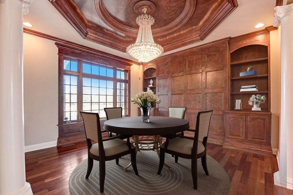 Elegance and Ultimate Comfort A Luxurious Property in Fishers Indiana Priced at 2.249 Million 17 1