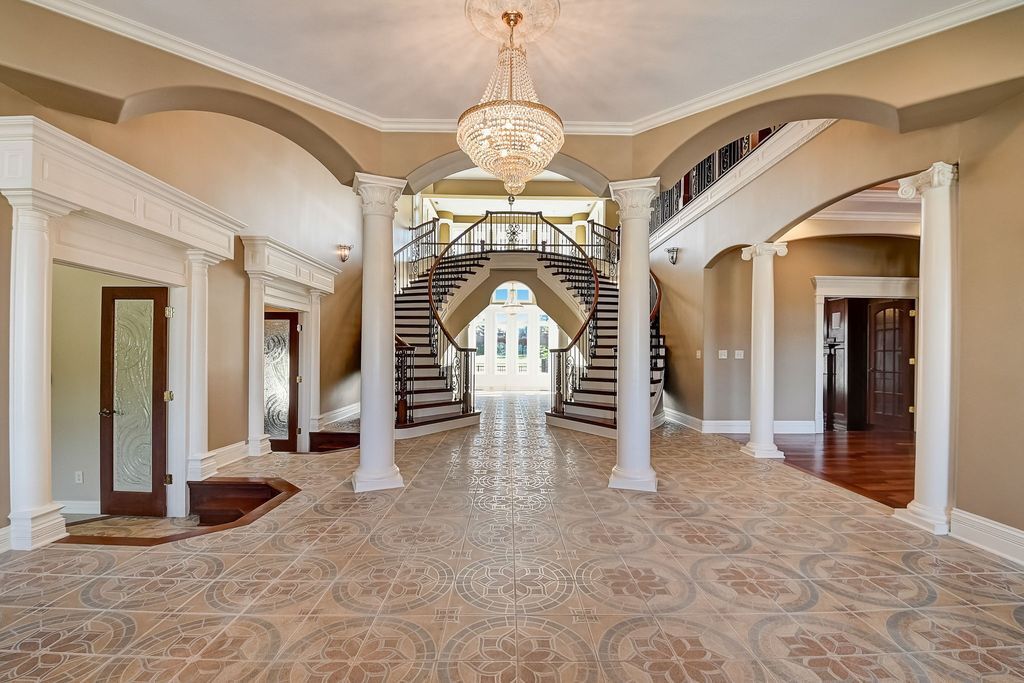 Elegance and Ultimate Comfort A Luxurious Property in Fishers Indiana Priced at 2.249 Million 4 1