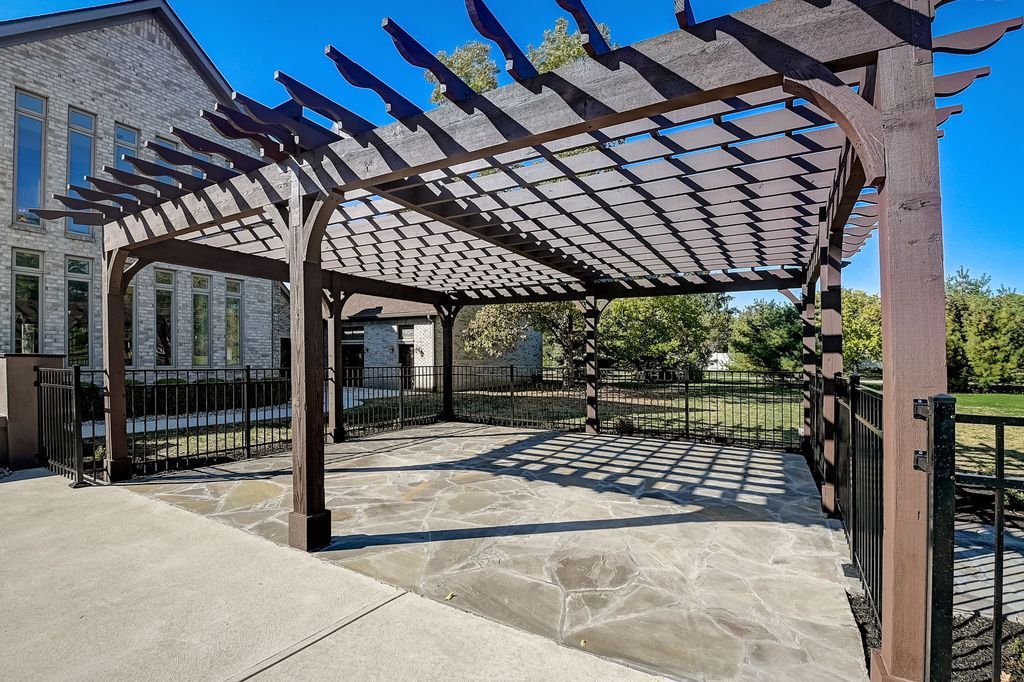 Elegance and Ultimate Comfort A Luxurious Property in Fishers Indiana Priced at 2.249 Million 45 1