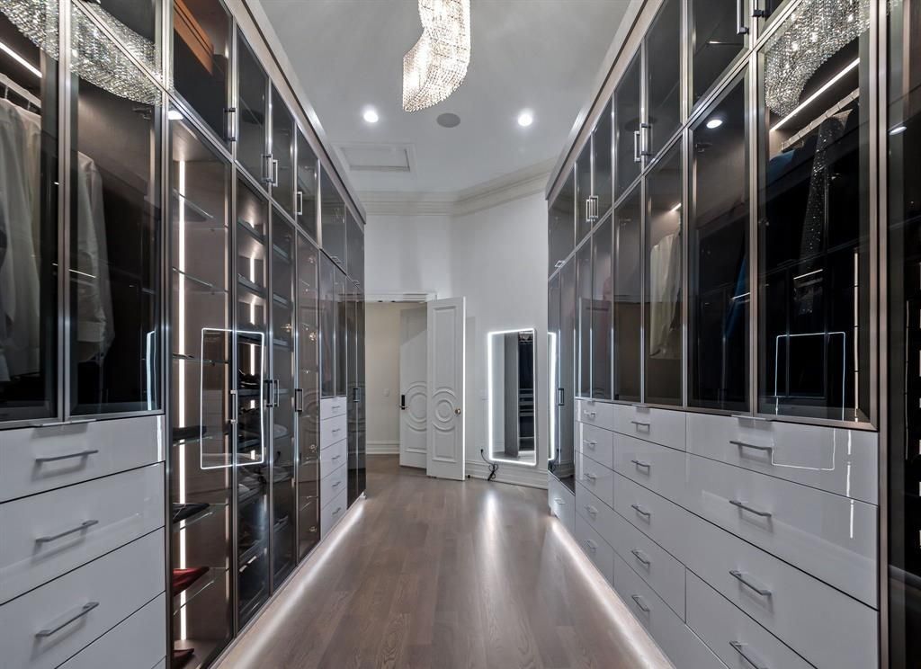 Elegant Northville Michigan Estate Radiates Regal Ambiance Priced at 5.7 Million 25