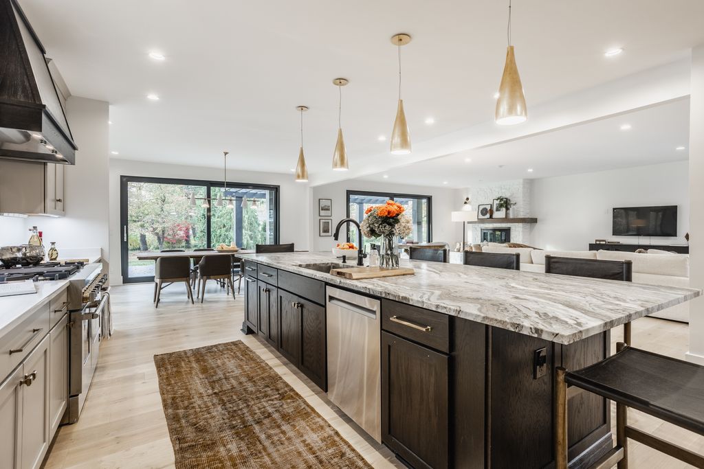 Exquisite Transitional Modern Sanctuary in Carmel Indiana Listed at 2.795 Million 14
