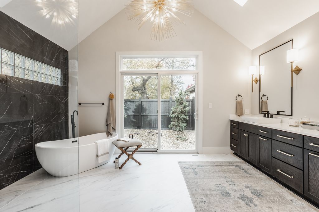 Exquisite Transitional Modern Sanctuary in Carmel Indiana Listed at 2.795 Million 30