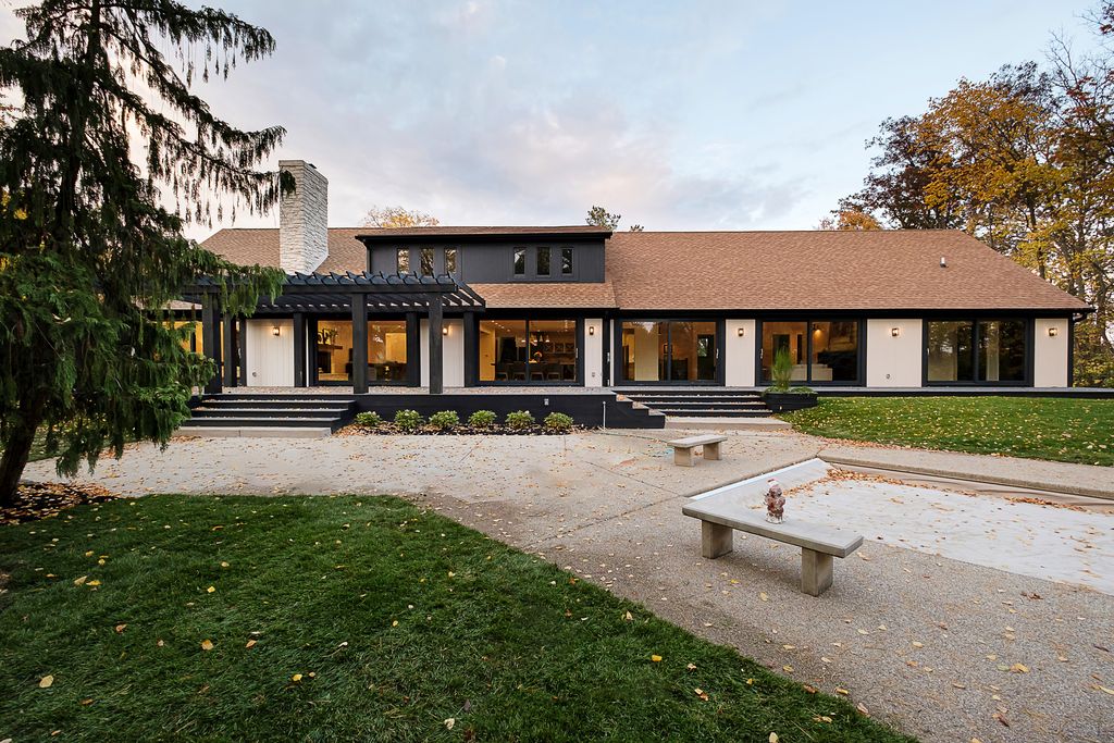 Exquisite Transitional Modern Sanctuary in Carmel Indiana Listed at 2.795 Million 46