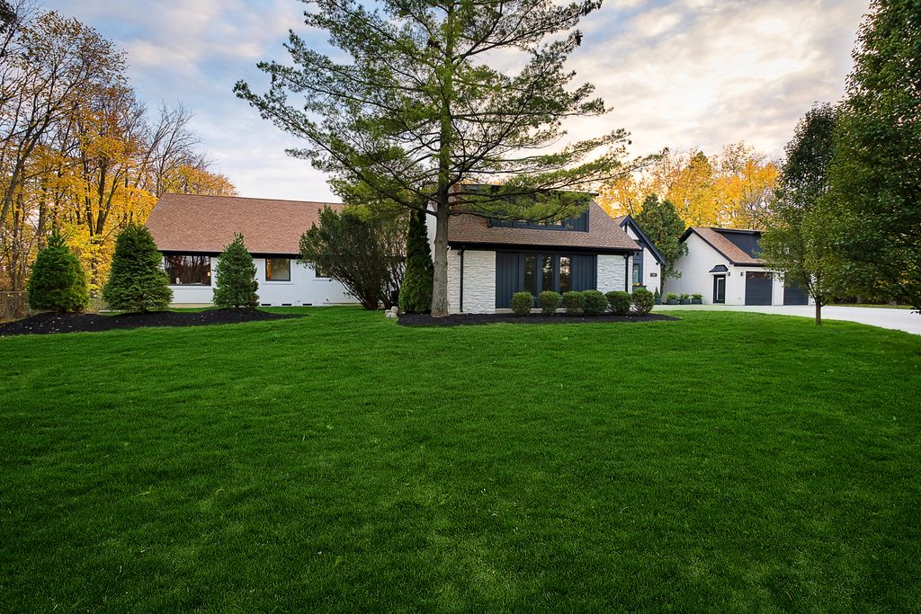 Exquisite Transitional Modern Sanctuary in Carmel Indiana Listed at 2.795 Million 51