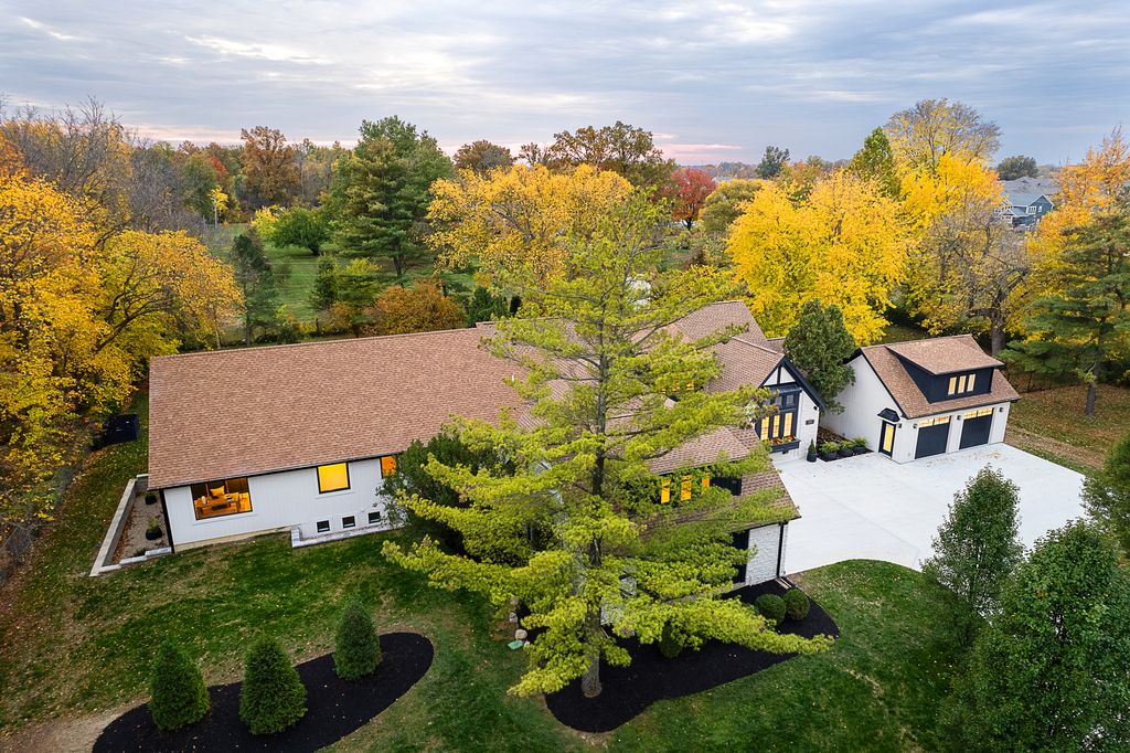Exquisite Transitional Modern Sanctuary in Carmel Indiana Listed at 2.795 Million 52