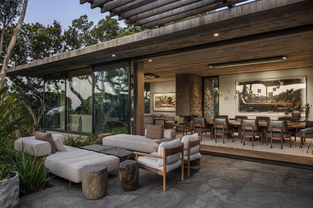 Glen Villa in Cape Town Showcases ARRCC's Exquisite Interior Design