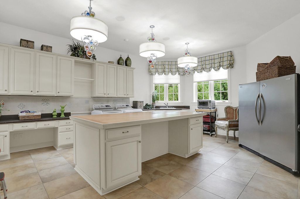 Immaculate Two Story Custom Estate in Carmel Indiana for 2.695 Million 23