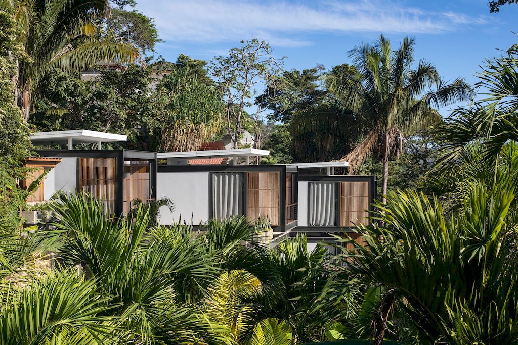Joya Villas, a Tropical Modernist Retreat in Costa Rica by Studio Saxe 13 Joya Villas, a Tropical Modernist Retreat in Costa Rica by Studio Saxe