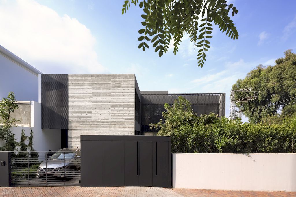 Layers House, an Intimate Architectural Marvel by Havkin Architects