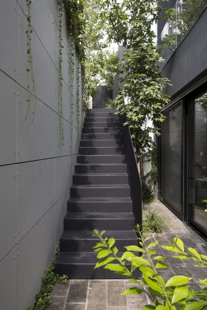 Layers House an Intimate Architectural Marvel by Havkin Architects 18