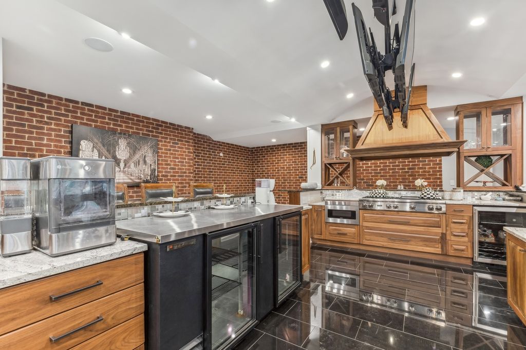 Luxury Outdoor Resort Style Living New Lenox Illinois Dream Home for Sale at 2299000 41