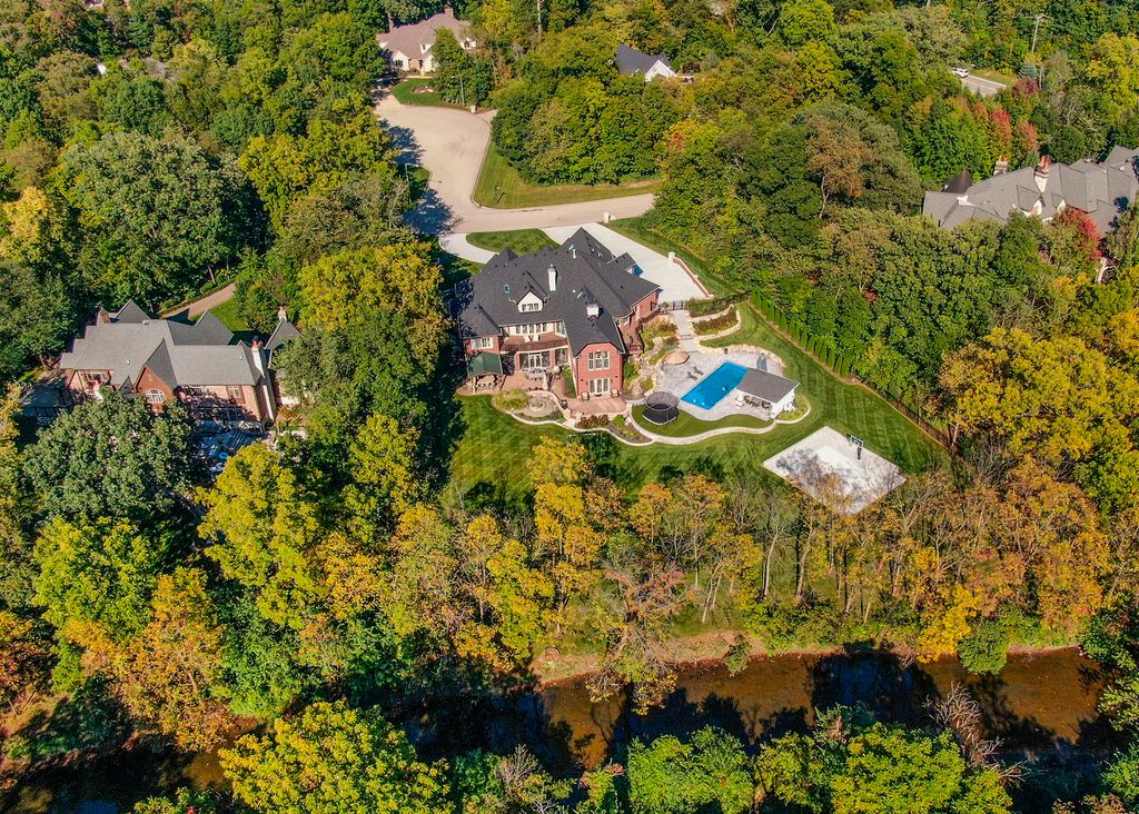 Luxury Outdoor Resort Style Living New Lenox Illinois Dream Home for Sale at 2299000 57