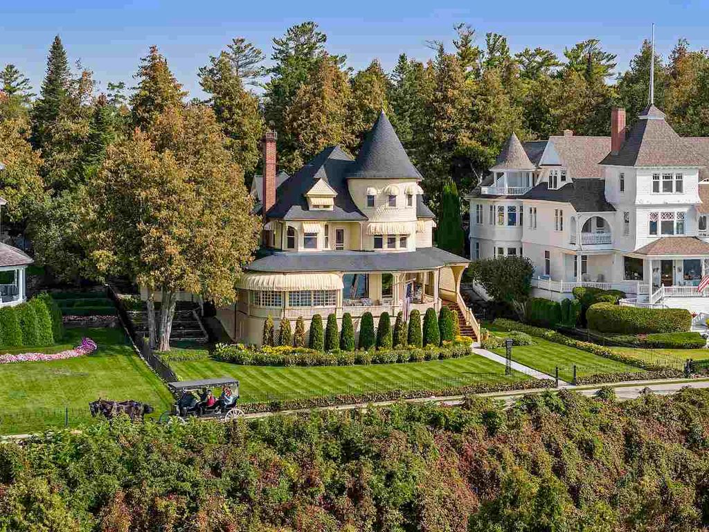 Magnificent Home with Breathtaking Lake Huron Views Listed at 4.75 Million in Michigan 1