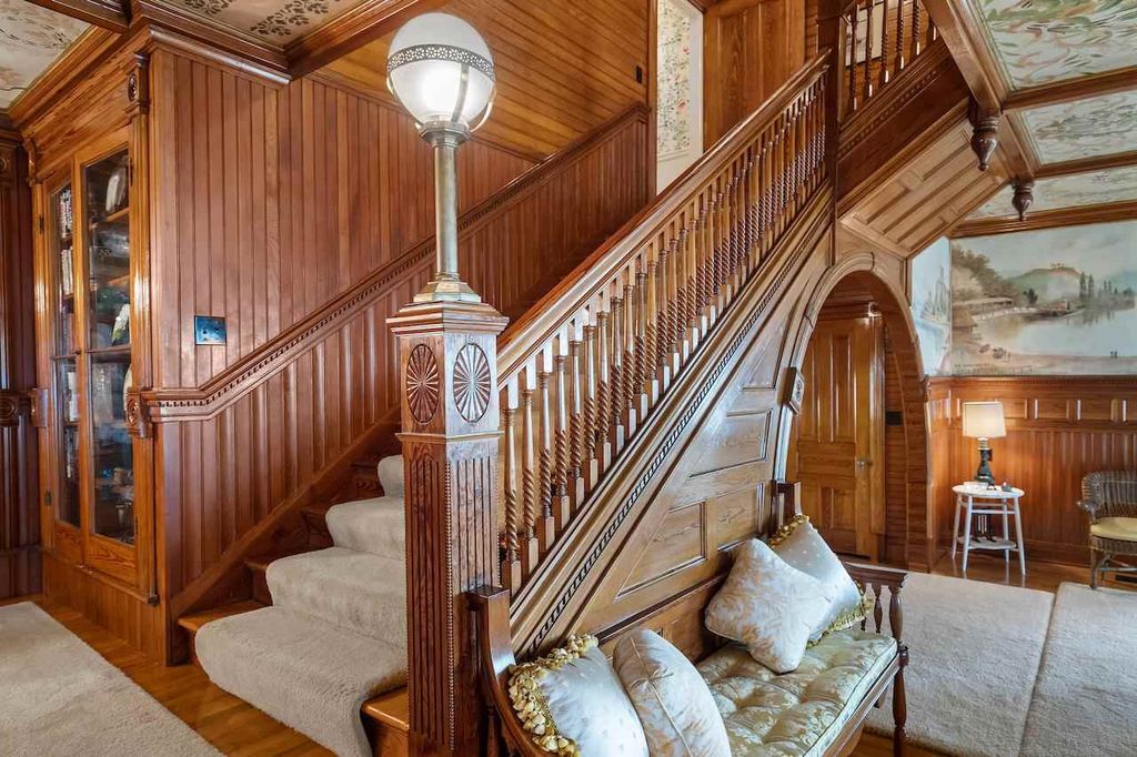Magnificent Home with Breathtaking Lake Huron Views Listed at 4.75 Million in Michigan 12