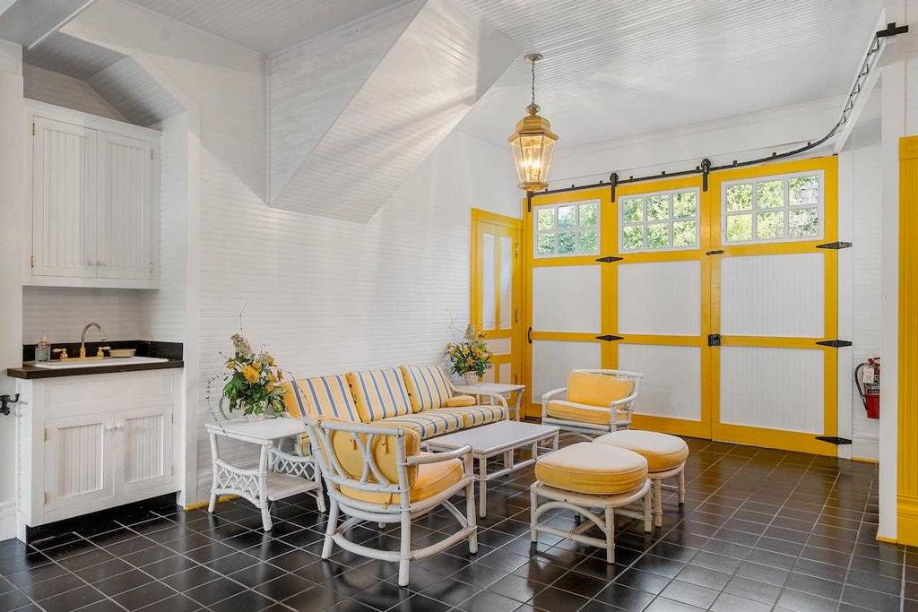 Magnificent Home with Breathtaking Lake Huron Views Listed at 4.75 Million in Michigan 23