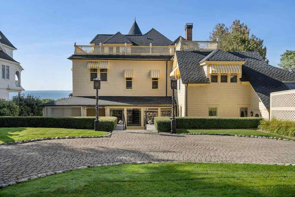 Magnificent Home with Breathtaking Lake Huron Views Listed at 4.75 Million in Michigan 28