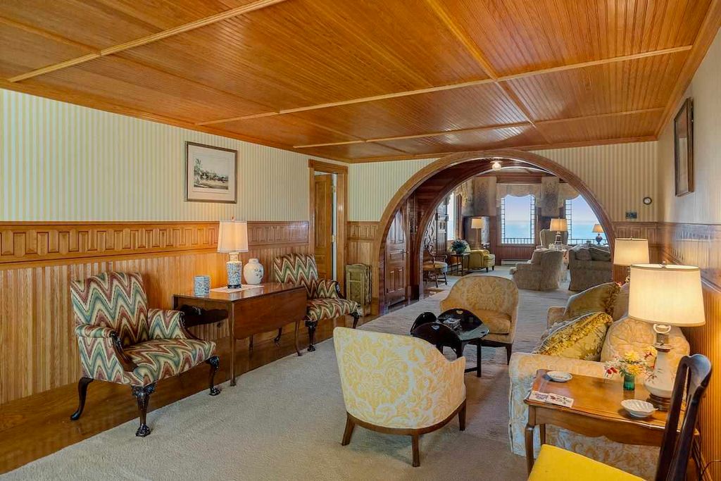 Magnificent Home with Breathtaking Lake Huron Views Listed at 4.75 Million in Michigan 7
