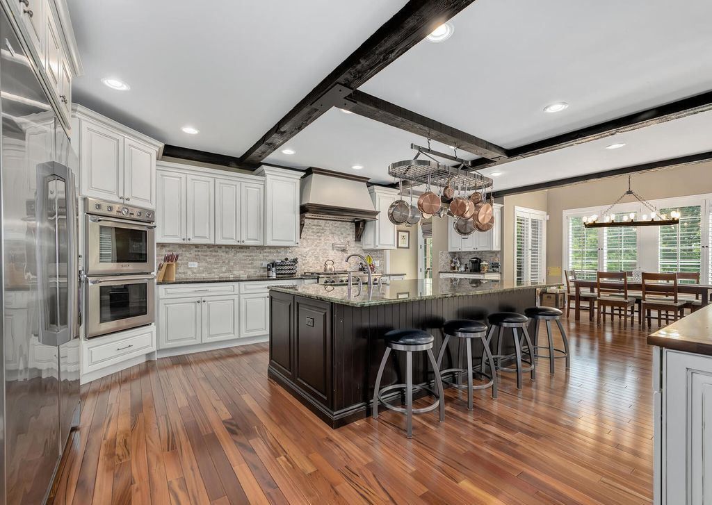 Majestic Custom Built Home on Over an Acre Backing to Woods in Burr Ridge Illinois Offered at 2999900 14