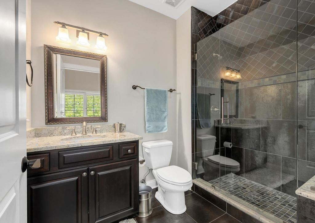 Majestic Custom Built Home on Over an Acre Backing to Woods in Burr Ridge Illinois Offered at 2999900 25