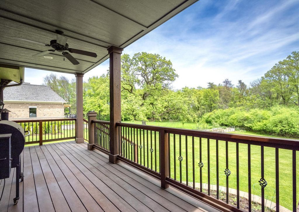 Majestic Custom Built Home on Over an Acre Backing to Woods in Burr Ridge Illinois Offered at 2999900 42