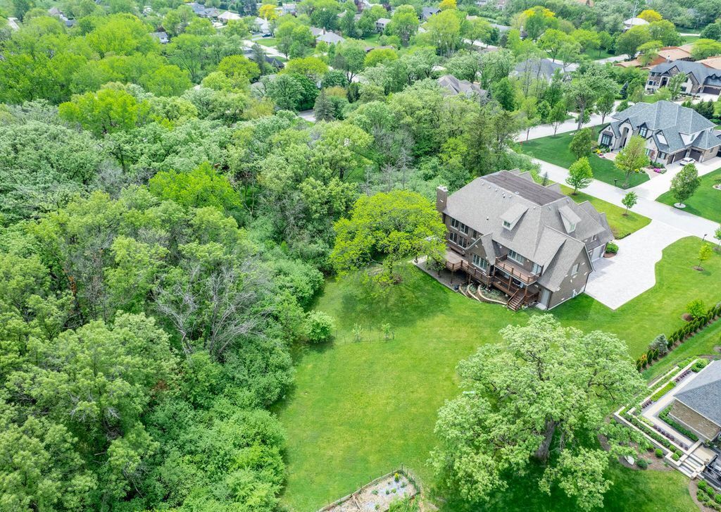 Majestic Custom Built Home on Over an Acre Backing to Woods in Burr Ridge Illinois Offered at 2999900 48