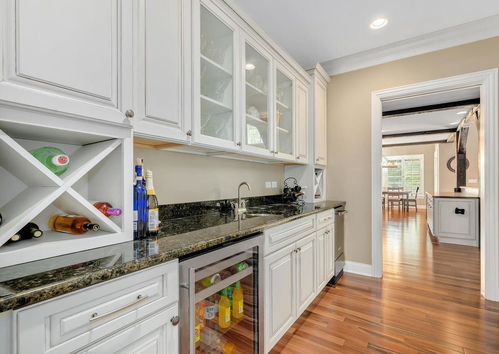 Majestic Custom Built Home on Over an Acre Backing to Woods in Burr Ridge Illinois Offered at 2999900 9