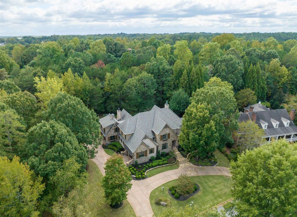Oasis Custom Homes Presents the 2899605 Custom Chanticleer Estate in GreenvilleSouth Carolina 2