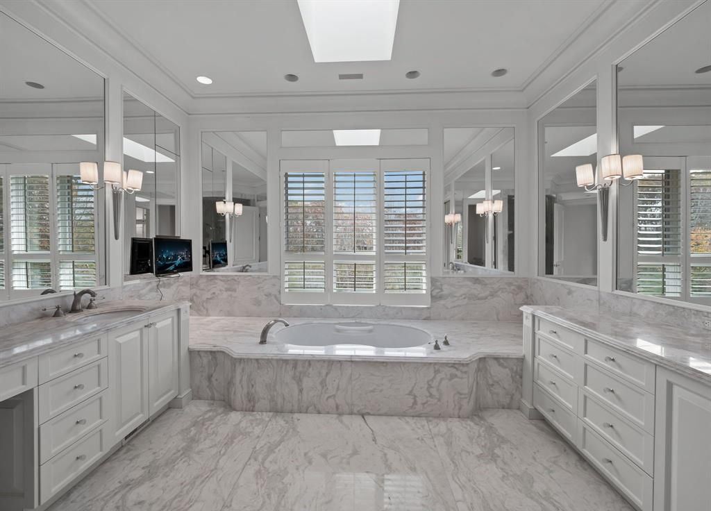 Opulence Redefined Alexander Bogaerts Estate in Bloomfield Hills Michigan Priced at 3625 Million 23