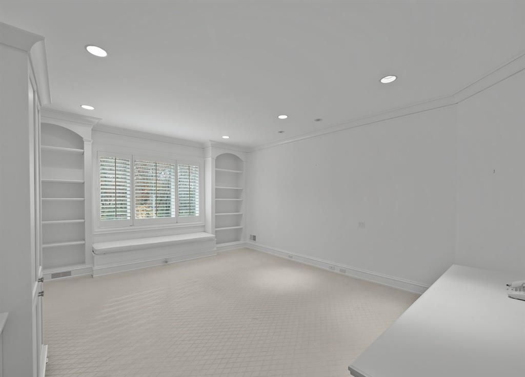 Opulence Redefined Alexander Bogaerts Estate in Bloomfield Hills Michigan Priced at 3625 Million 27