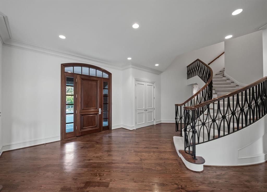 Opulence Redefined Alexander Bogaerts Estate in Bloomfield Hills Michigan Priced at 3625 Million 4