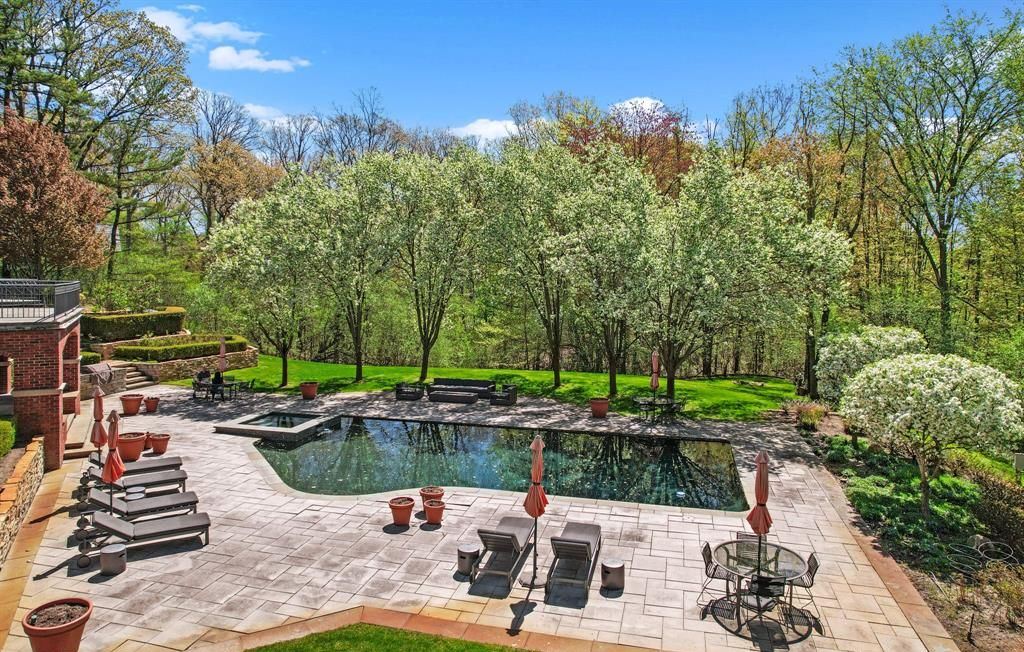 Opulence Redefined Alexander Bogaerts Estate in Bloomfield Hills Michigan Priced at 3625 Million 44