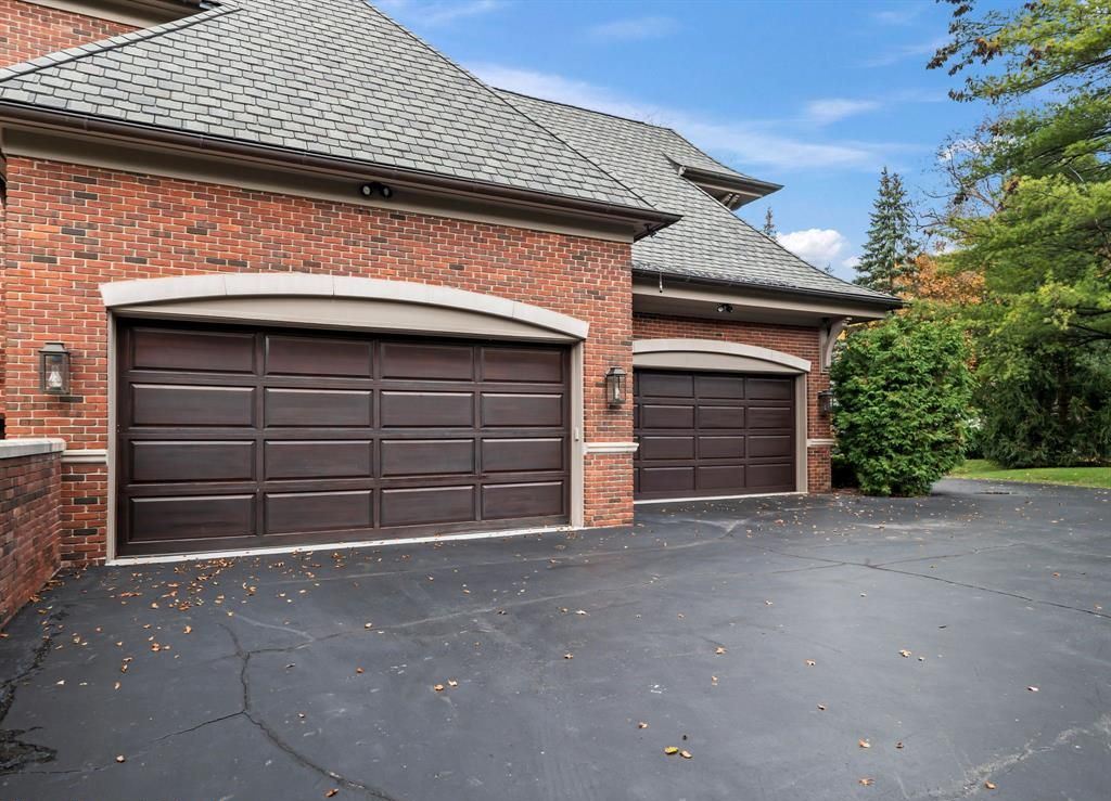 Opulence Redefined Alexander Bogaerts Estate in Bloomfield Hills Michigan Priced at 3625 Million 51