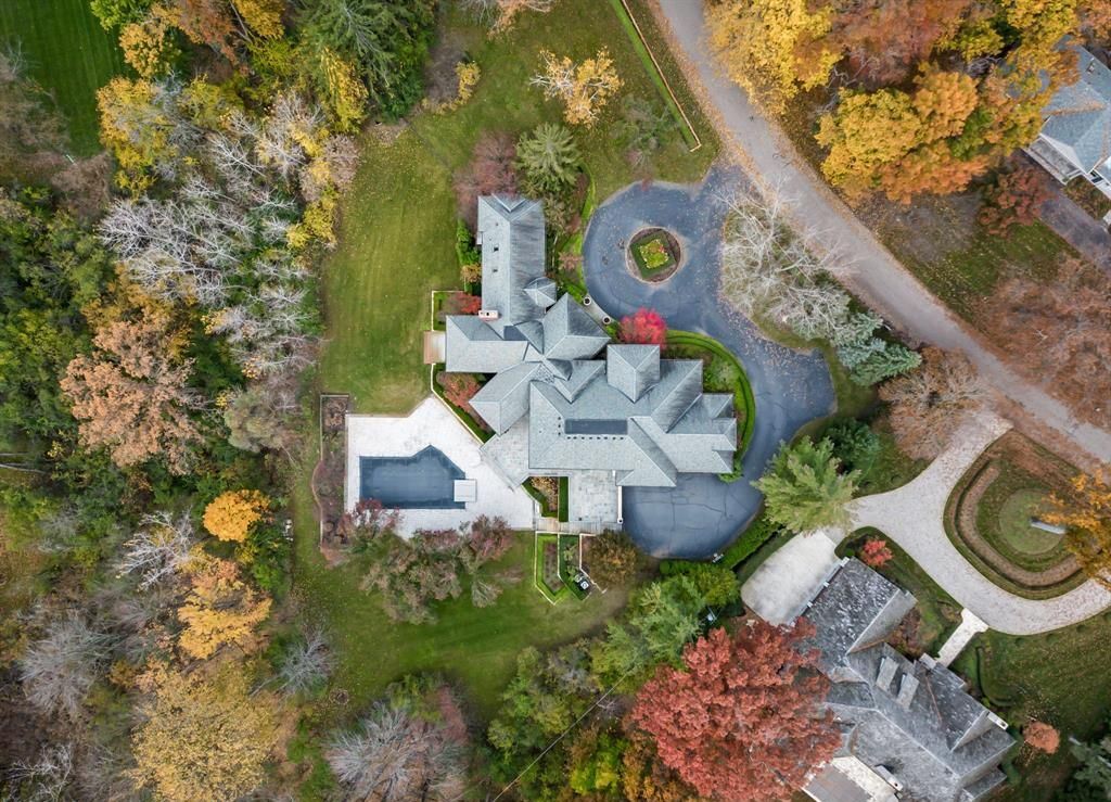 Opulence Redefined Alexander Bogaerts Estate in Bloomfield Hills Michigan Priced at 3625 Million 52