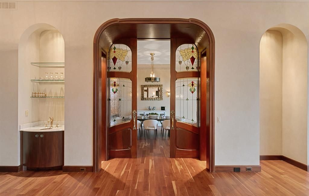 Opulent Residence on Island Lake Bloomfield Hills Michigan Offered at 6.995 Million 14