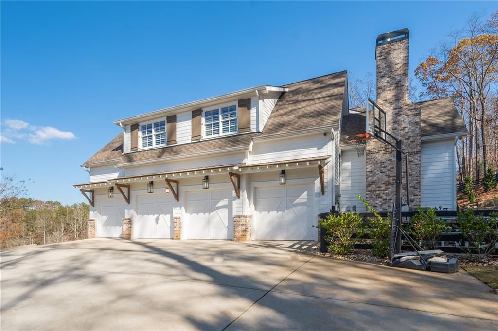 Southern Elegance Meets Grand Entertainment A Unique Retreat in Alpharetta Georgia Priced at 3399999 35