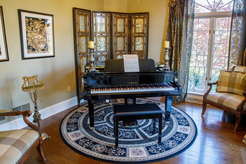 Sprawling 24 Acre Luxury Retreat in Serene Manheim Pennsylvania A Resort Style Oasis Asking 3.85 Million 14
